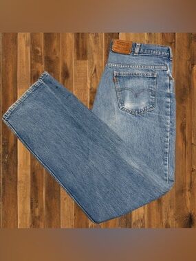 Vintage Levi’s 619 Jeans 38x34 Made in Canada Distressed 90s Unisex Loose Fit
